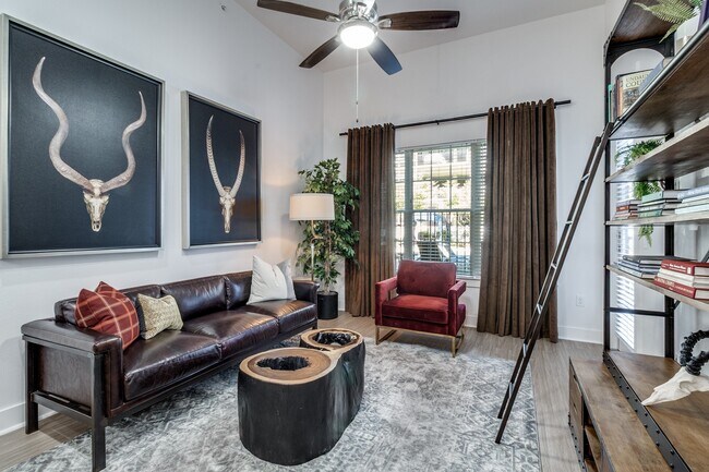 Photo - 4110 Fairmount