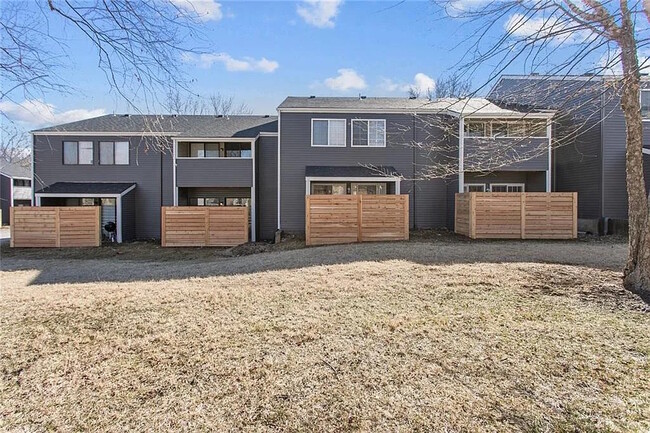 Photo - 1505 W 25th Ct Apartment Unit B8