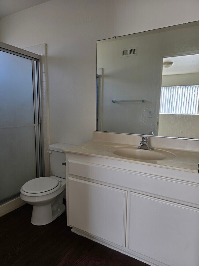 Photo - 7937 Newlin Ave Unit D