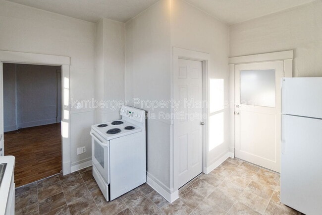 2602 N Hogan St Unit 1