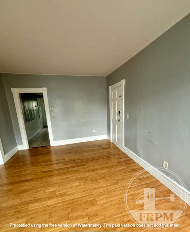 Photo - 439-441 Rivet St Unit 2W