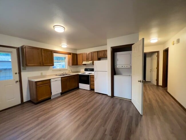 Photo - 108 Raymond Buckner Dr