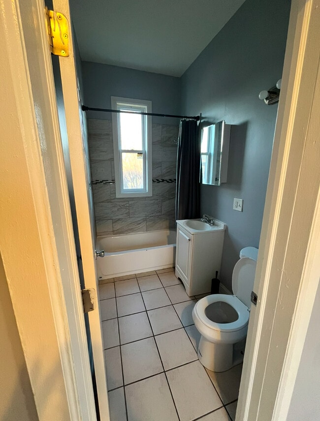 Photo - 5941 S Aberdeen St Unit 1