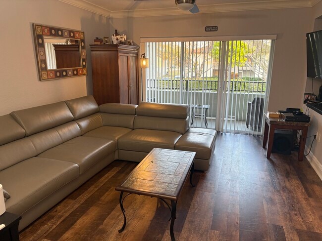 Photo - 404 Belmont Pl