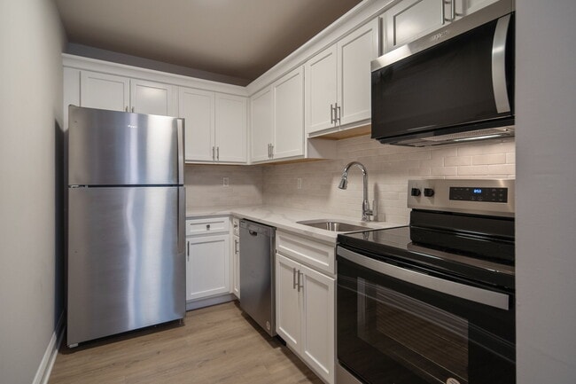 Photo - Burdeck Street Apartments