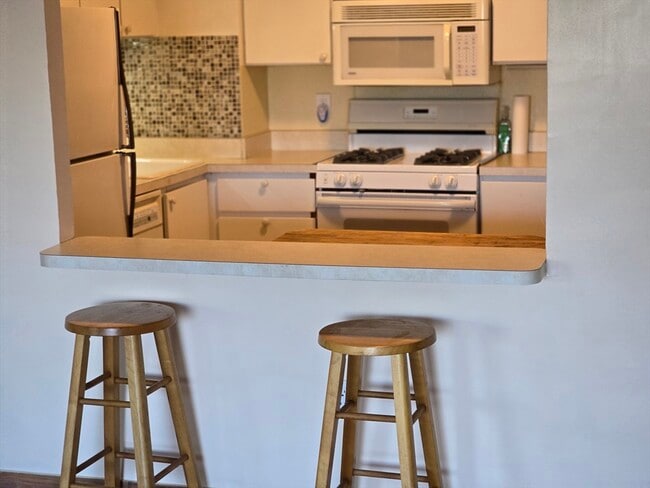 Photo - 1550 Worcester Rd Unit 414-B