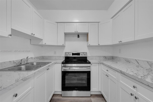 Building Photo - 265 NE 55th Terrace Unit 1