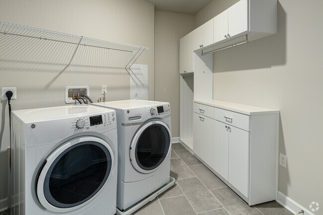 2BR, 2BA - 1372SF - Laundry Room