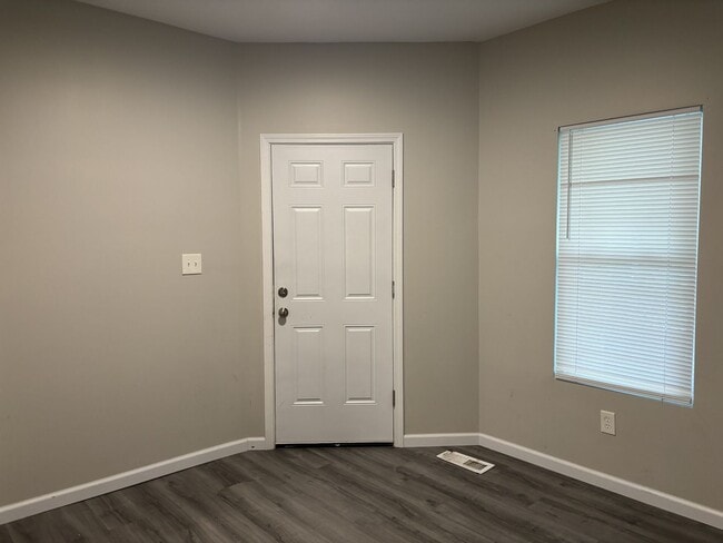 Photo - 1200 N 8th St Unidad B