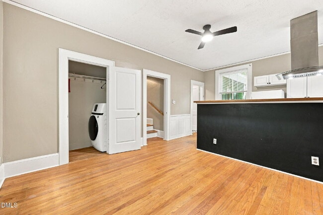 Photo - 407 Coolidge St
