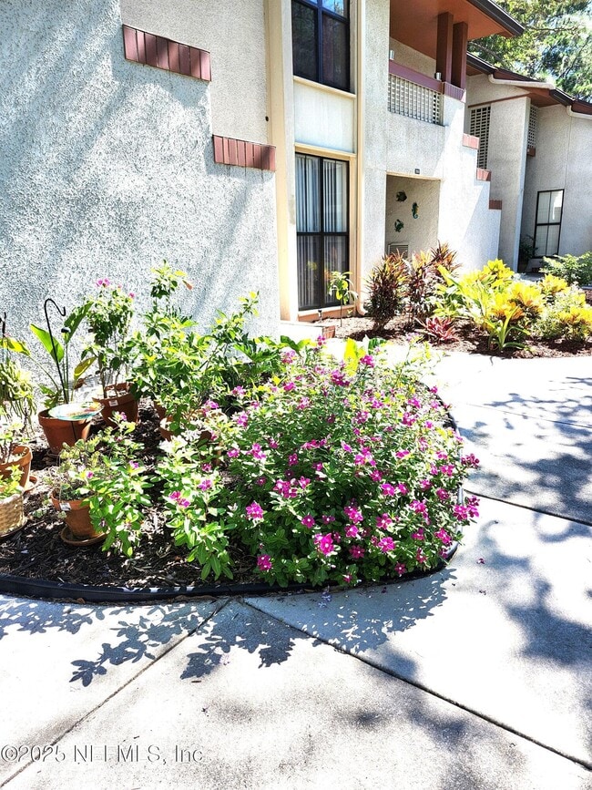 Photo - 2802 Wood Hill Dr Unit 2802