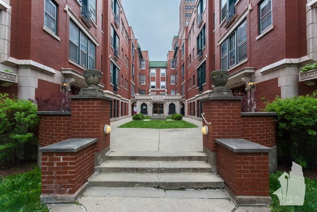 Photo - 428 W Surf St Condo Unit 432-110