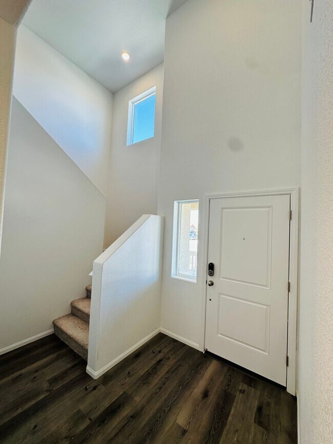 Photo - Charming Newer 3 bedroom House