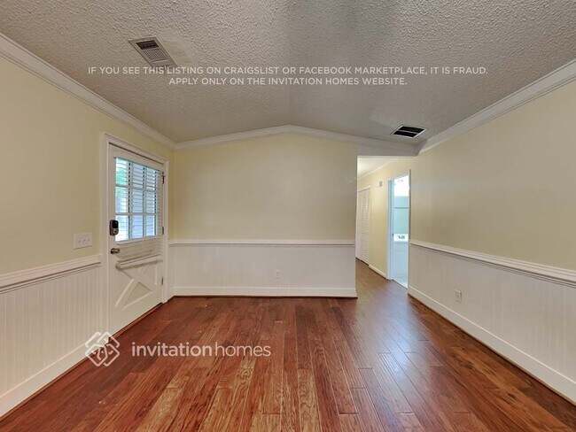 Photo - 3973 Irvindale Rd NW