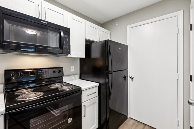 Photo - Barrington Parc Apartments