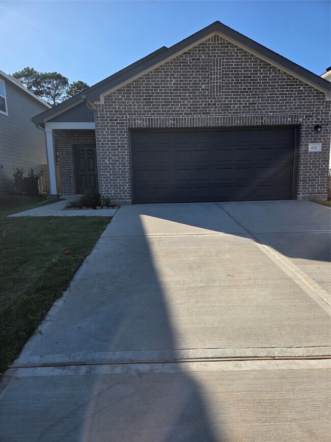 Photo - 632 Craven St