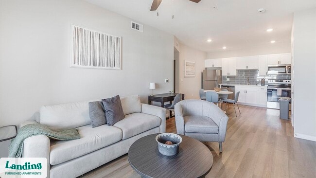 Building Photo - 760 S Boulder Hwy Rental