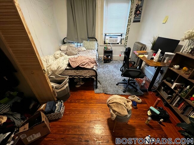 Photo - 4.5 Centre St Unit 2
