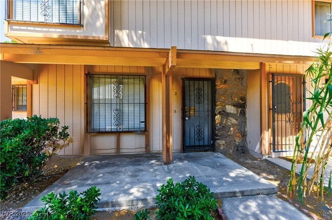 Photo - 1372 Lorilyn Ave Unidad 3