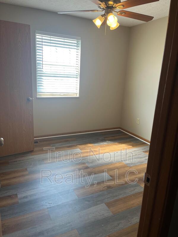 Photo - 2577 Sandbury Blvd