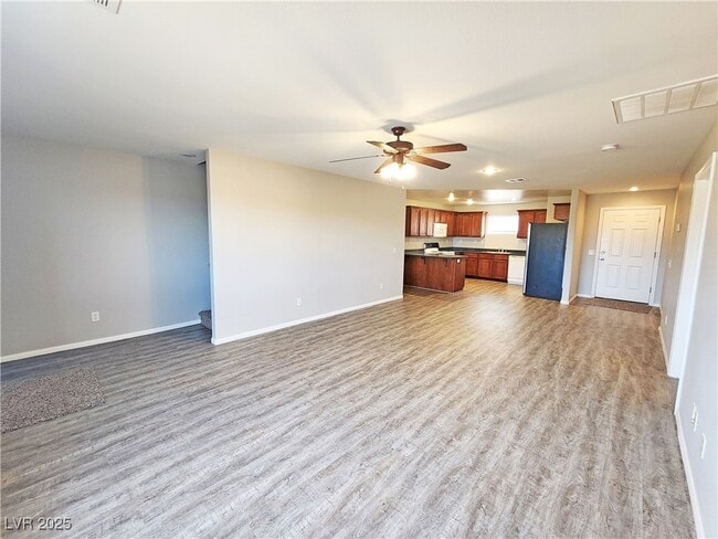 Photo - 200 S Mount Charleston Dr E