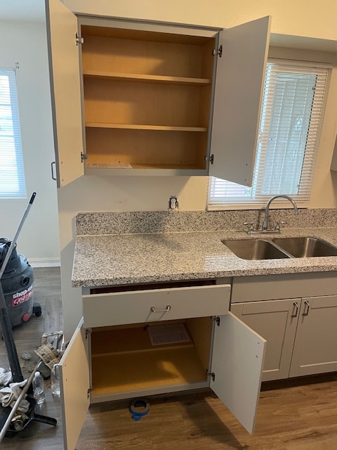 Photo - 4639 E Hamilton Ave