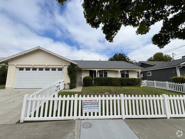 Building Photo - Perfect Home In A Cul De Sac ~ 3 Bedroom /...