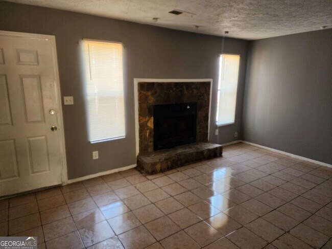 Photo - 128 Cardinal Ln