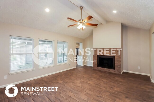 Photo - 2307 Hammerwood Dr