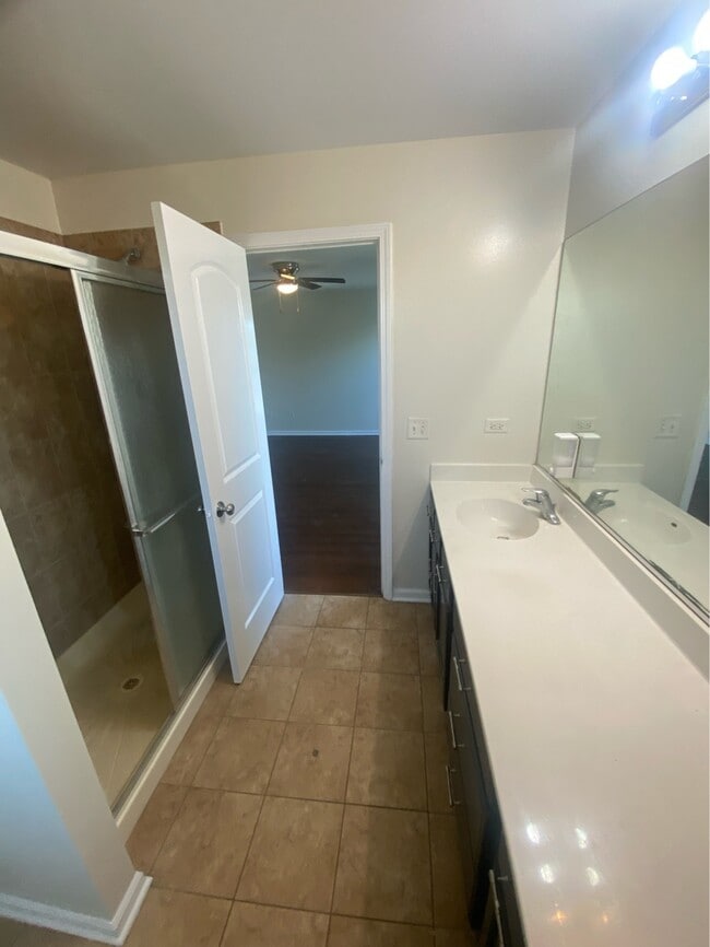 Photo - 8114 Seward Rd