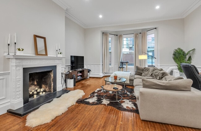 Building Photo - 285 Clarendon St Unit 2 Rental