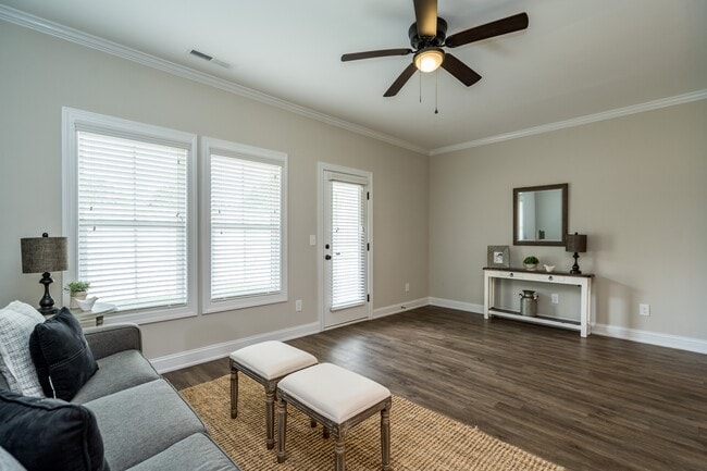 Photo - 22 Bull River St