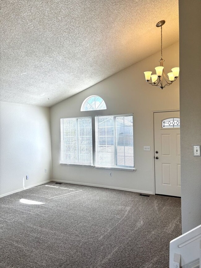 Photo - Stunning 3 bed 3 bath rental home in Highlands Ranch CO 80126 available 4-1-2026