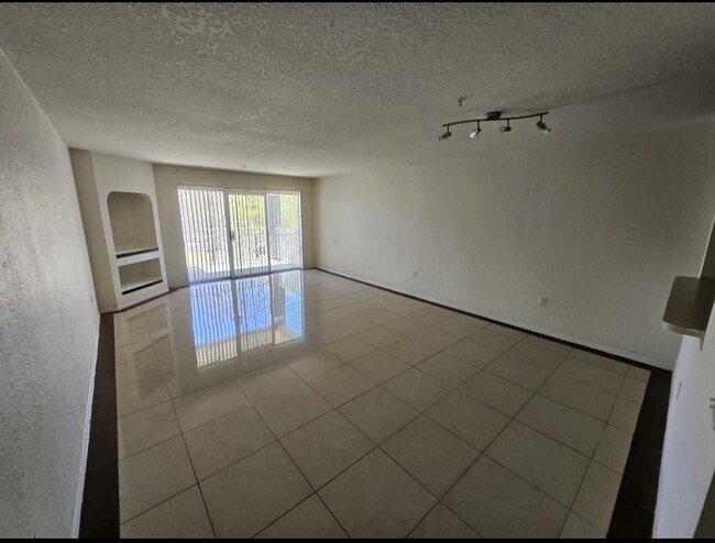 Photo - 14036 Fairway Island Dr Unidad 1527 Audubon Rental