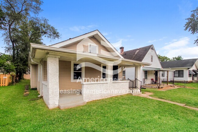 Photo - 1829 N Harding St