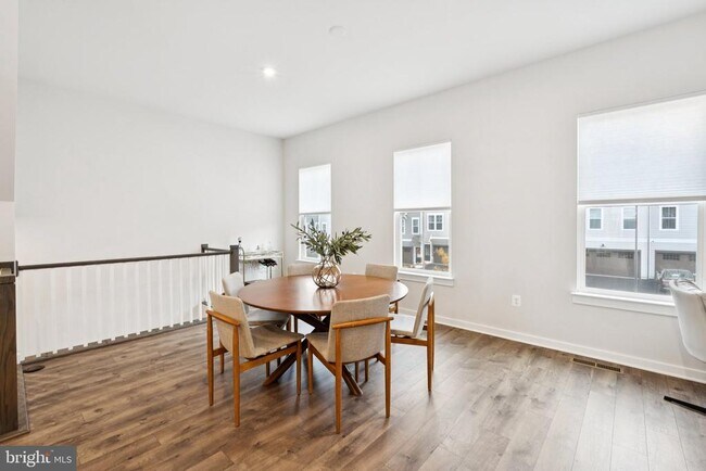 Photo - 1750 Blue Spruce St