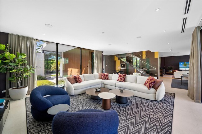 Photo - 4585 Nautilus Dr