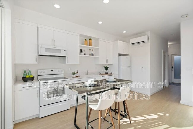 Photo - 725 SE 78th Ave