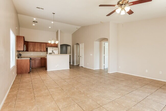 2431 W Gaby Rd