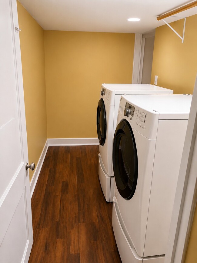 Photo - 724 Evelina St Unit B