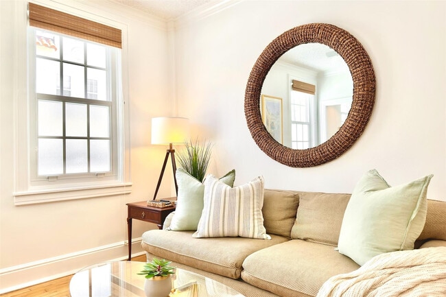 Building Photo - 235 Sunrise Ave Unit 2217