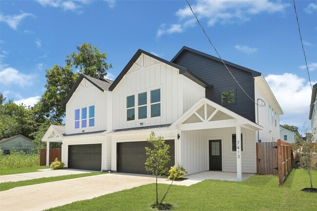 Building Photo - 7413 Charlie St