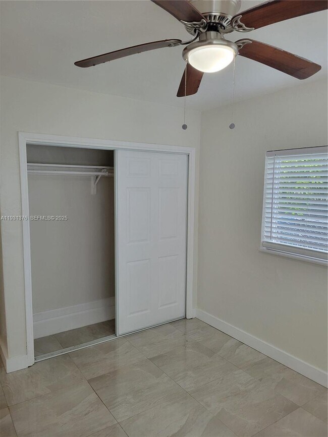 Photo - 1830 Monroe St Unit 1832