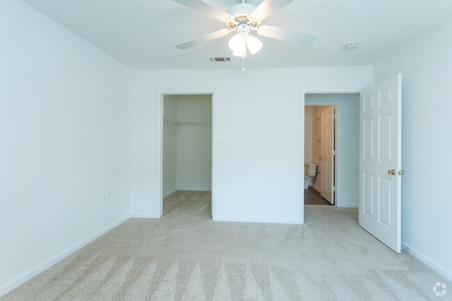 One Bedroom Downstairs Bedroom