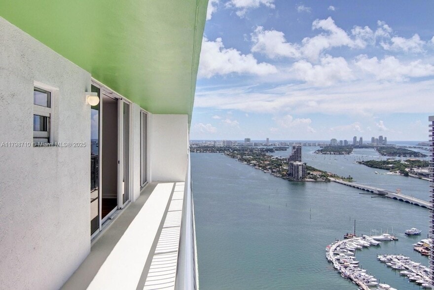 Photo - 1756 N Bayshore Dr