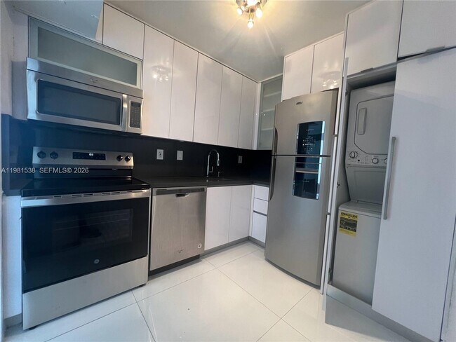 Photo - 3731 N Country Club Dr Unit 622