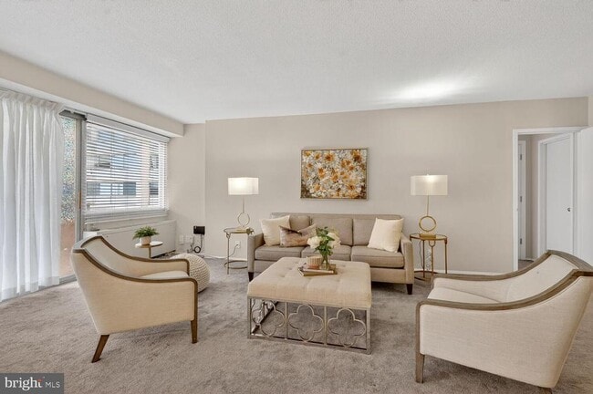 Building Photo - 4515 Willard Ave Unit 1112S