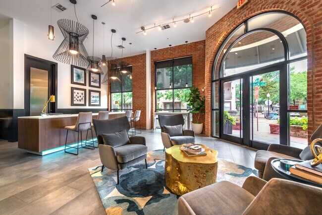Manchester State Thomas apartments — community photo