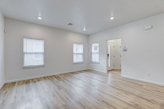 Photo - Stunning Brand New Duplex with Private Backyard in Edmond!