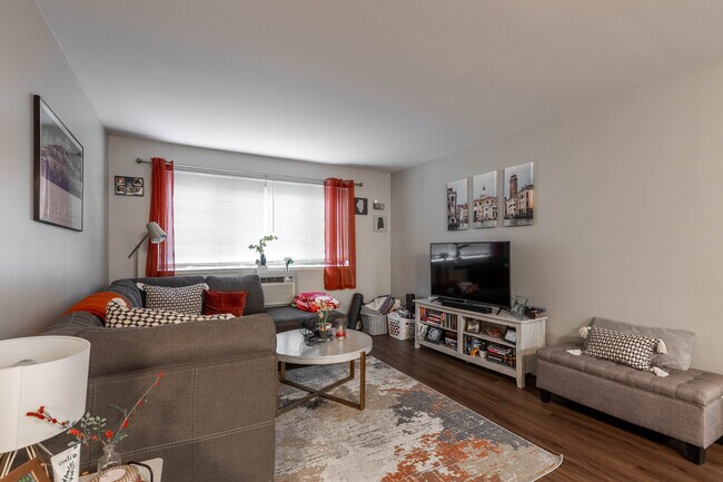 Photo - 607 W Wrightwood Ave Unidad 2